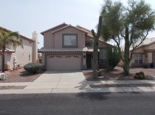 9086 N Safflower Ln, Tucson, AZ 85743