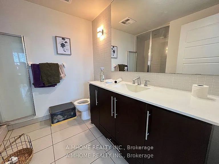 28 Linden St #1305 — Photo 14
