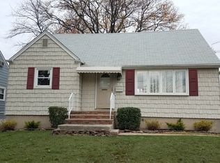 58 S McKinley Ave, Iselin, NJ 08830
