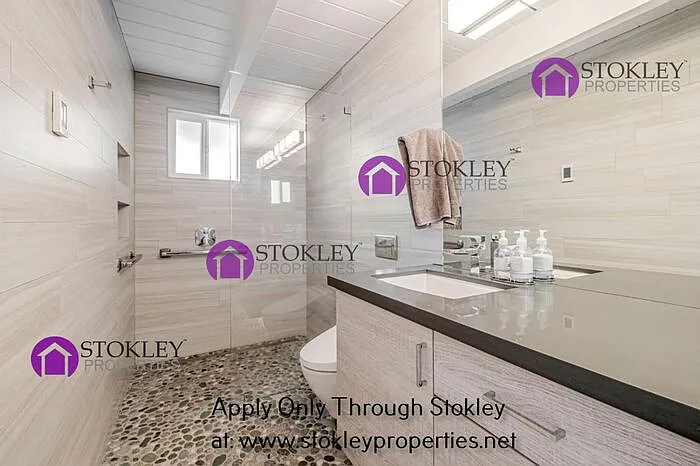155 Farallon Ct — Photo 13