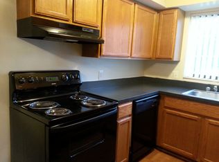 42600 Ashley Ct, Canton, MI 48187