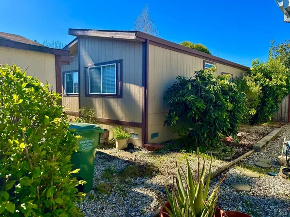 157 Walnut Circle, Rohnert Park, CA 94928