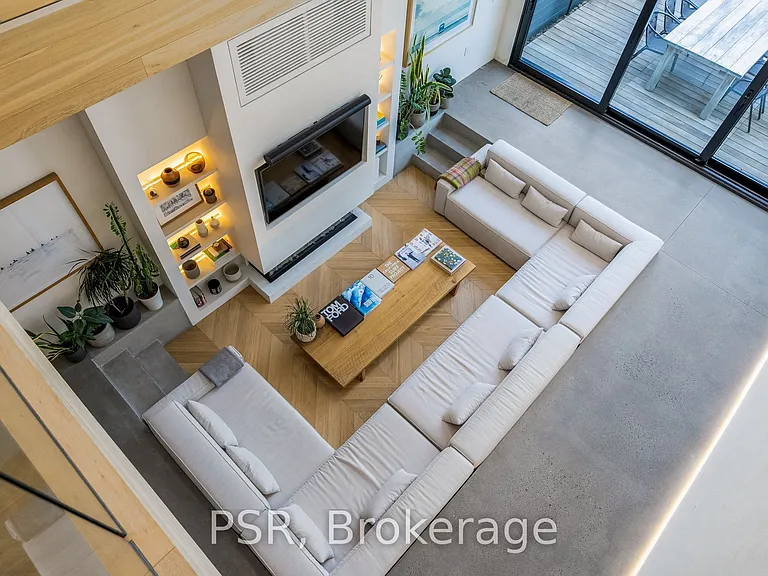 53 Palmerston Ave — Photo 18