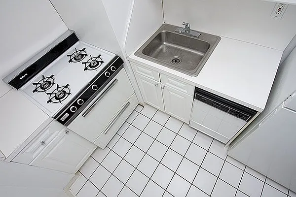 Rented by GoodRock Realty | media 9