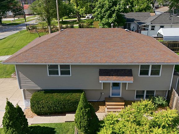 2nd image of 2007 63rd St