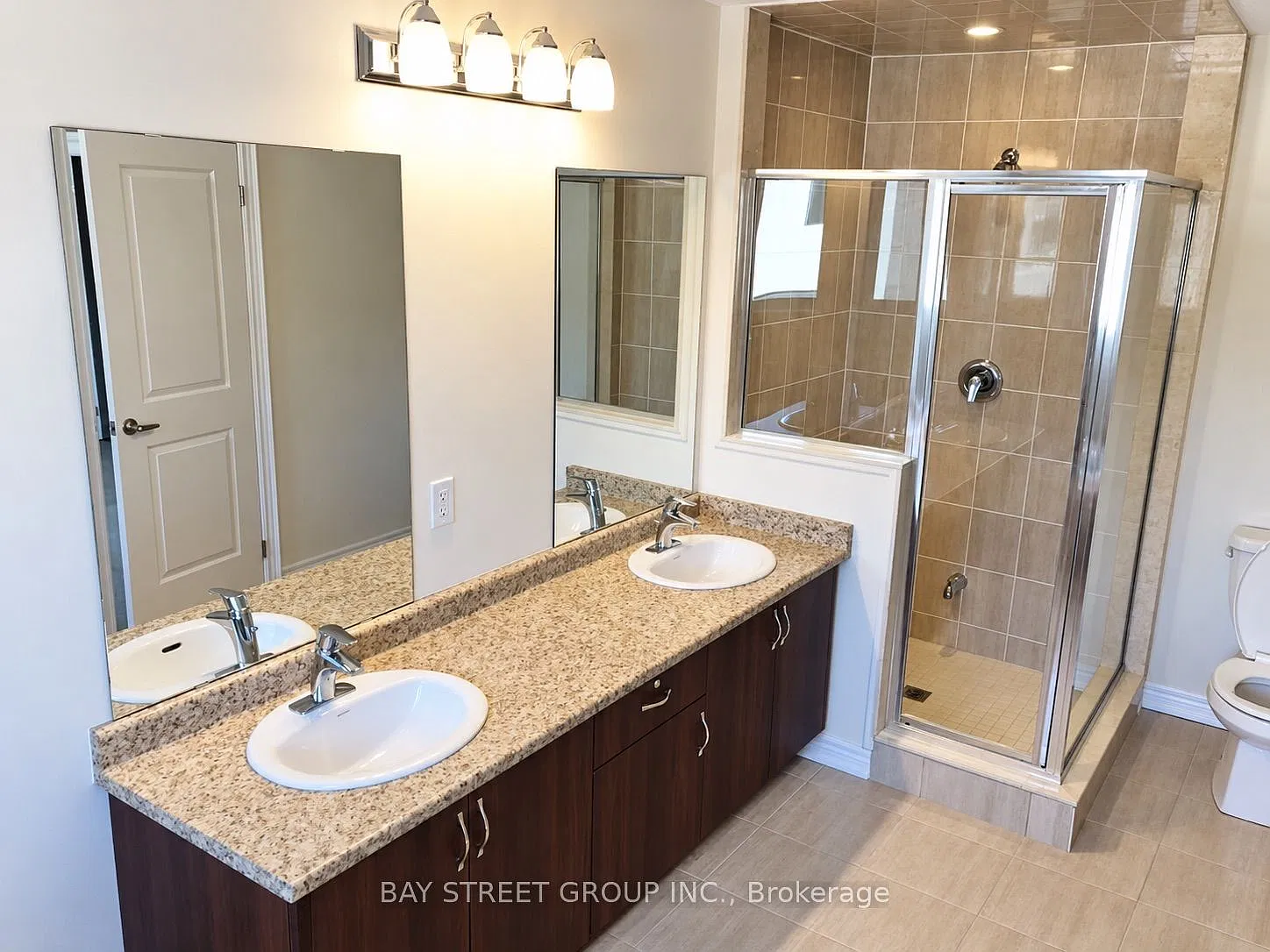 3 bed, $3,400 — Photo 4