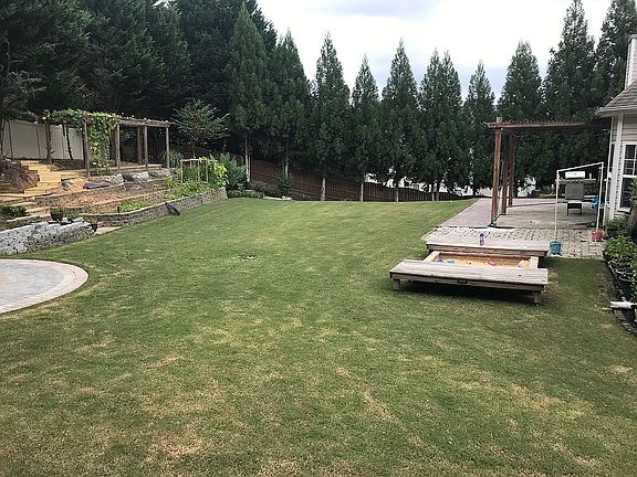 3rd image of 1442 Fountain Lakes Dr