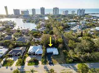 4851 Crayton Rd, Naples, FL 34103