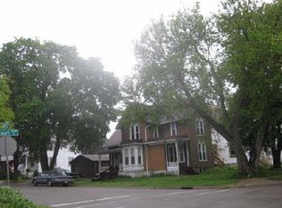 1002 N Court St, Rockford, IL