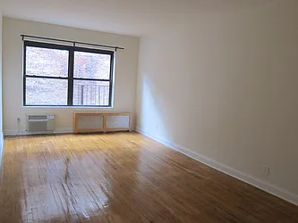 Rented by Chartwell Manhattan Realty