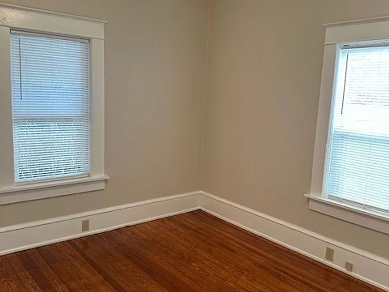 514 New York Ave — Photo 7