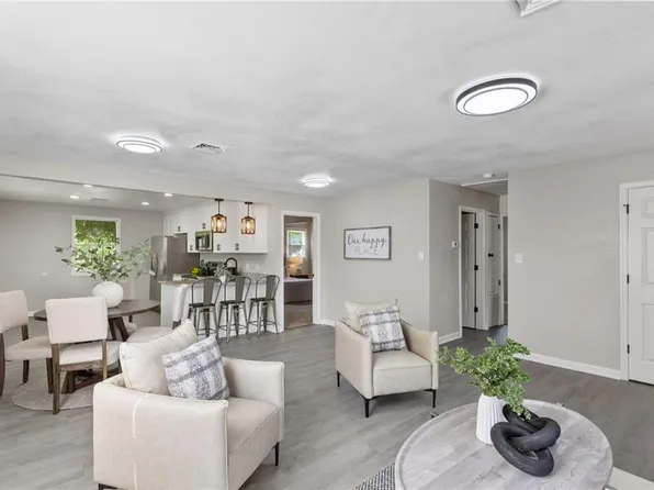 861 Lasser Dr, Norfolk, VA 23513