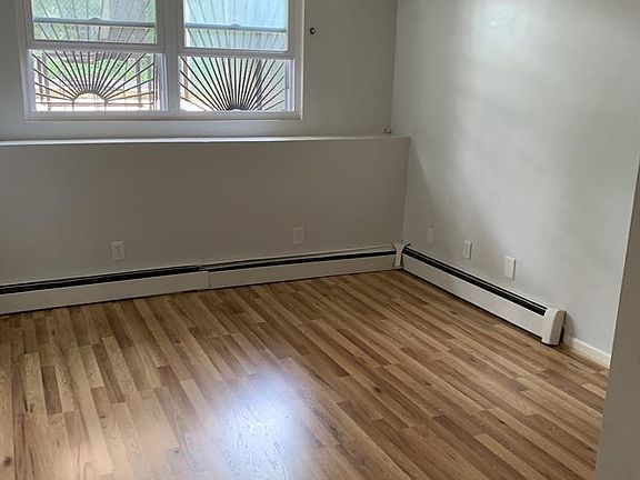 3rd image of 130 Rockaway Ave #1