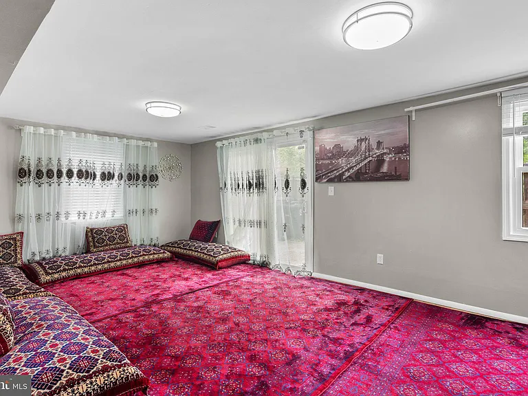 81 Watkins Park Dr #41 — Photo 34