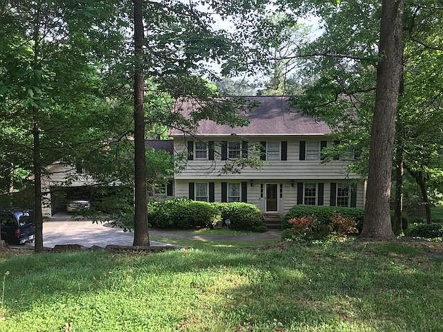1st image of 4230 Summit Dr