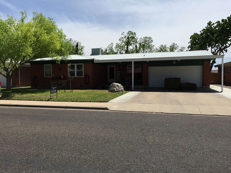 1st image of 1210 Douglas Dr