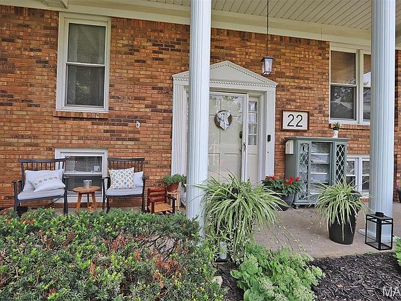 3rd image of 22 Ava Ct