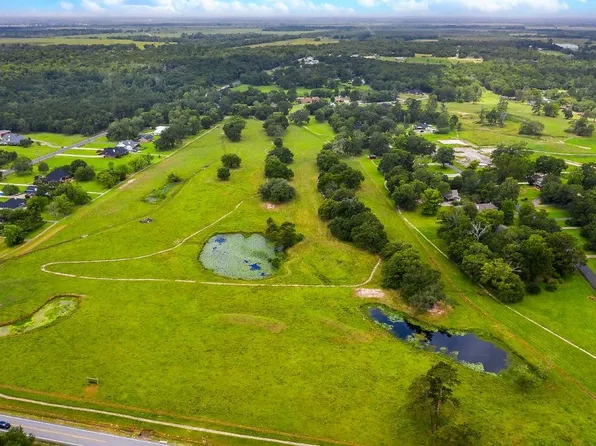 E Dave Dugas Rd, Sulphur, LA 70665