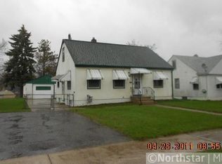 1745 4th St E, Saint Paul, MN 55106