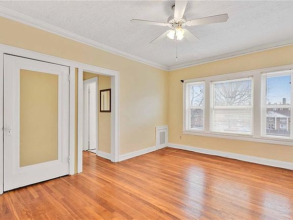 3rd image of 12206 Clifton Blvd APT 33