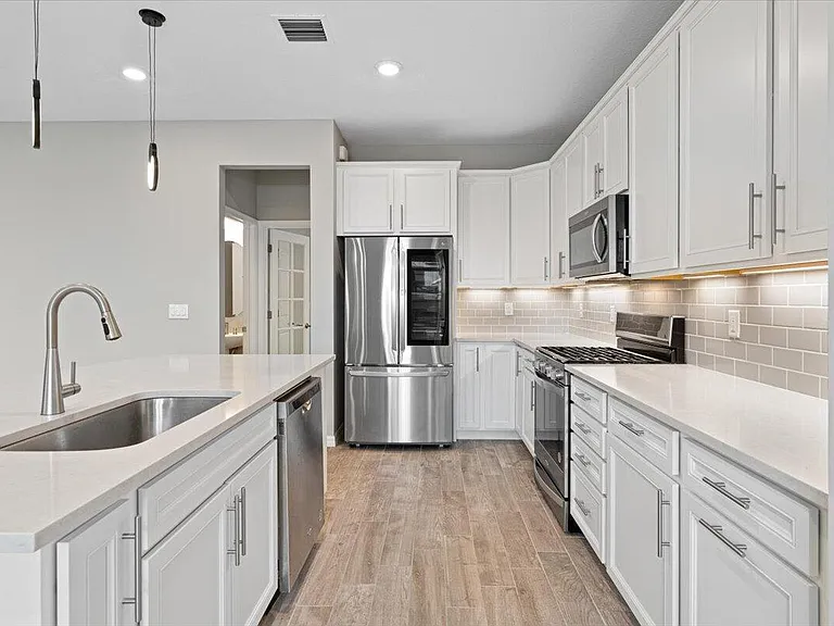 10437 SW Captiva Dr — Photo 15