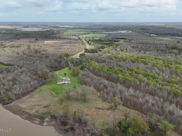 954 Jones Landing Rd, Wisner, LA 71378