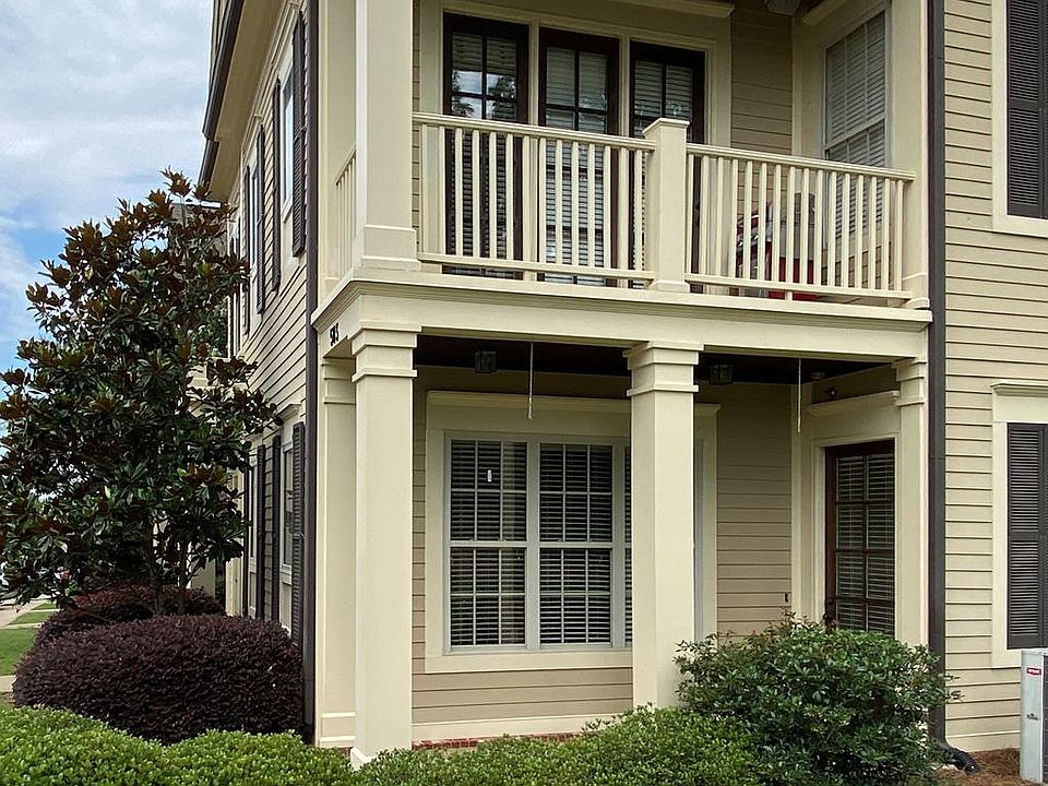 1st image of 503-910 Augusta Dr
