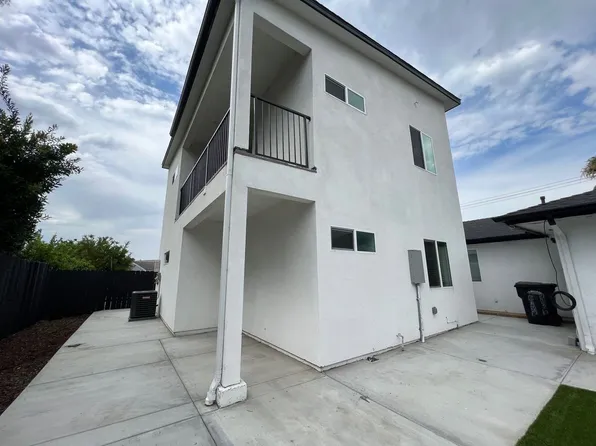 5047 Campanile Dr, San Diego, CA 92115