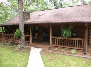 52 Quail Hollow Dr, Hamilton, GA 31811