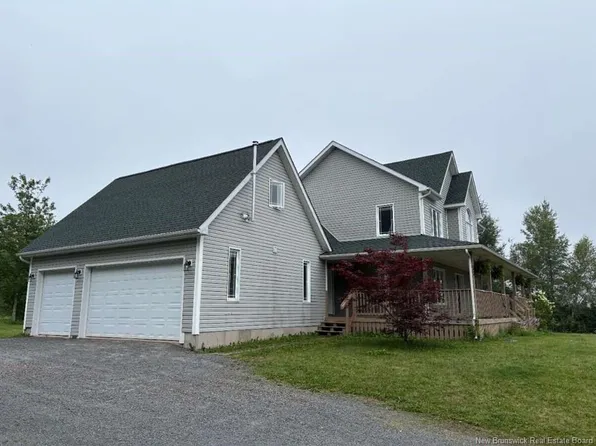 30 Jordan Dr, Hanwell, NB E3E 2N5