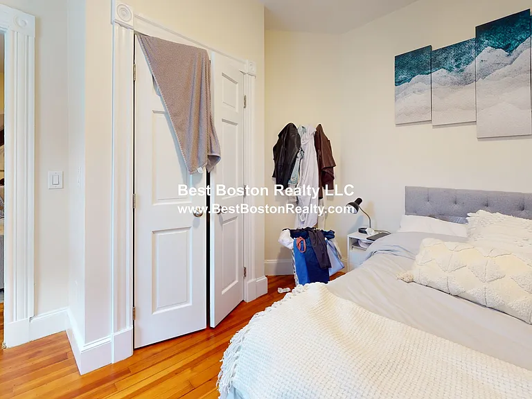 317 Hurley St #1 — Photo 7