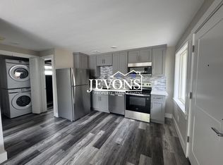 3035 64th Ave SW APT 1, Seattle, WA 98116