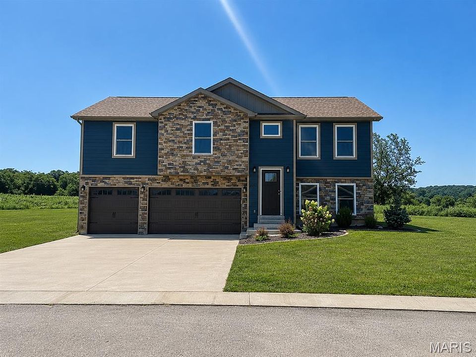 1st image of 10192 Riehl Farm Dr