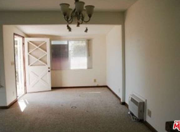 3rd image of 130 S Harvard Blvd
