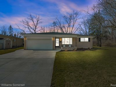5355 Church Hill Dr, Troy, MI, 48085