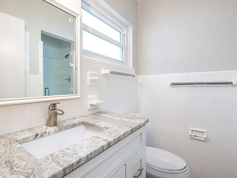 4200 W Beachway Dr — Photo 14