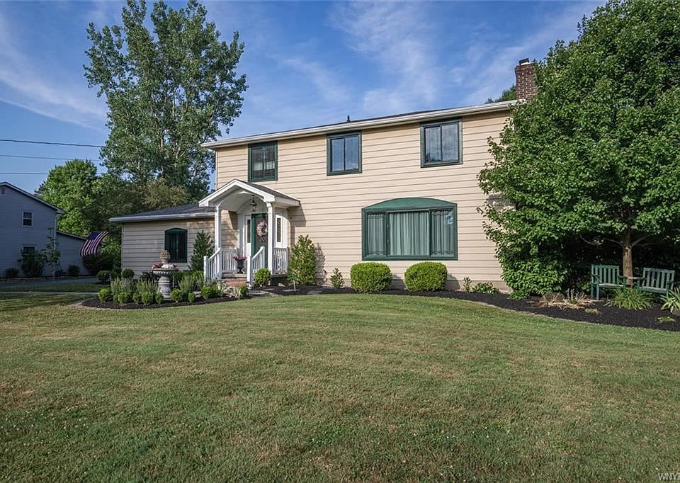 1st image of 41 Crimson Ln