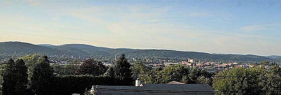 4th image of 1569 W Mountain Ave