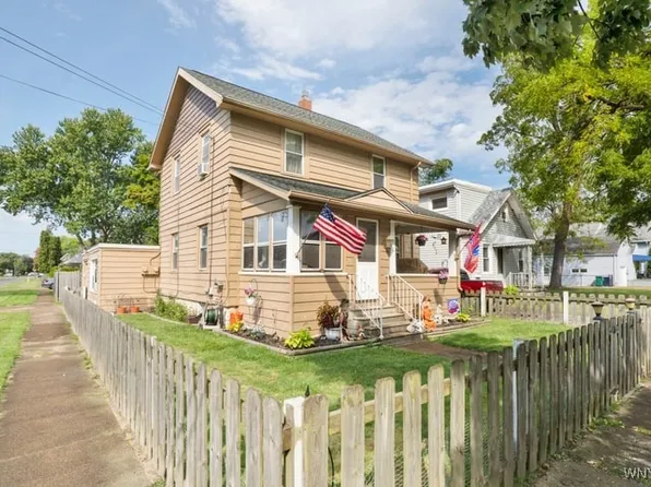 300 74th St, Niagara Falls, NY 14304