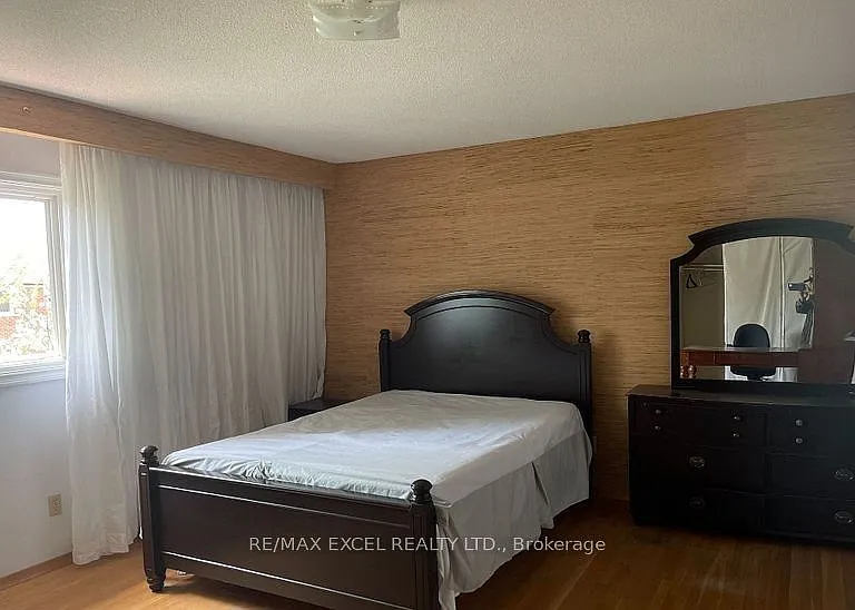 44 Applemore Rd W — Photo 6
