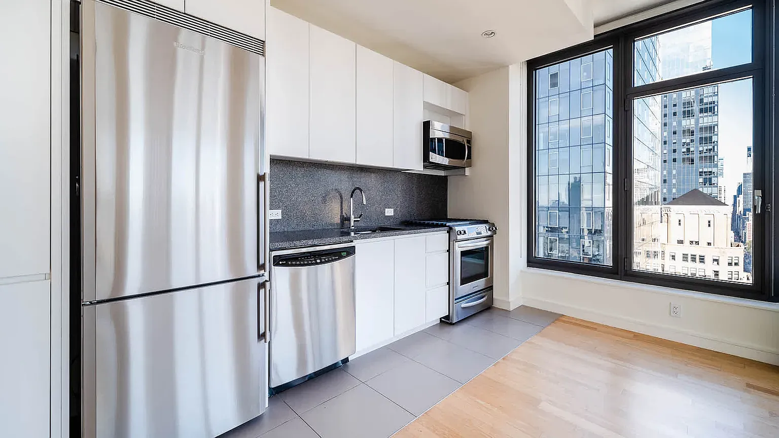 105 West 29th Street — Photo 4