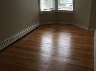 18 New St, Seymour, CT 06483