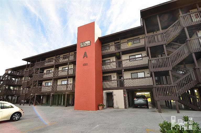 1st image of 1311 S Lake Park Boulevard #18A