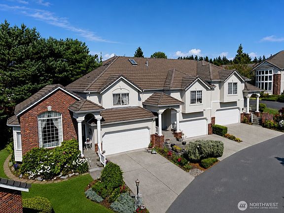 2nd image of 8221 53rd Avenue W #55