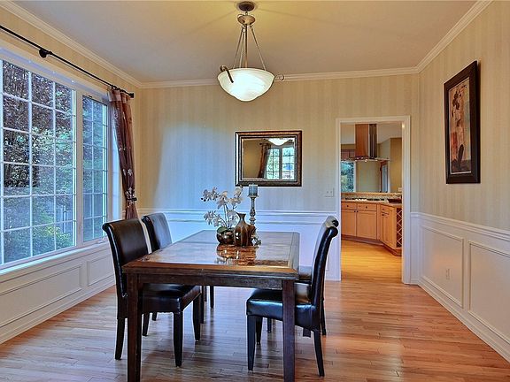 5th image of 21419 NE 143rd St