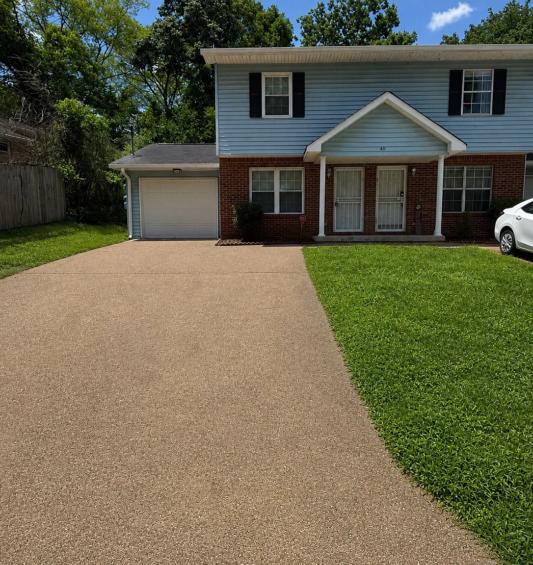 411 Donaldson Rd — Photo 1