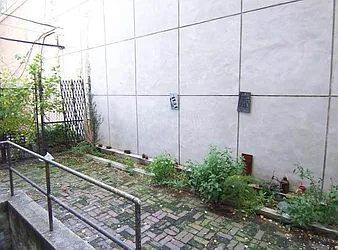 Rented by Salon Realty Corp