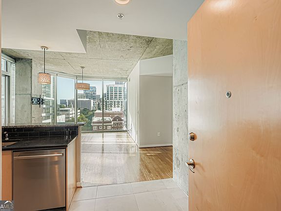 2nd image of 860 Peachtree St NE Unit 902