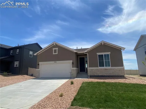 1918 Manassa St, Pueblo, CO 81001