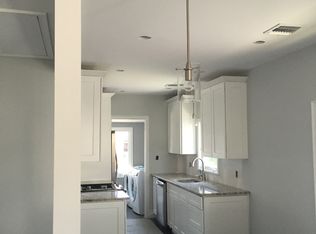 35 Newport Rd, Island Park, NY 11558